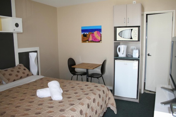 Astray Motel image 7